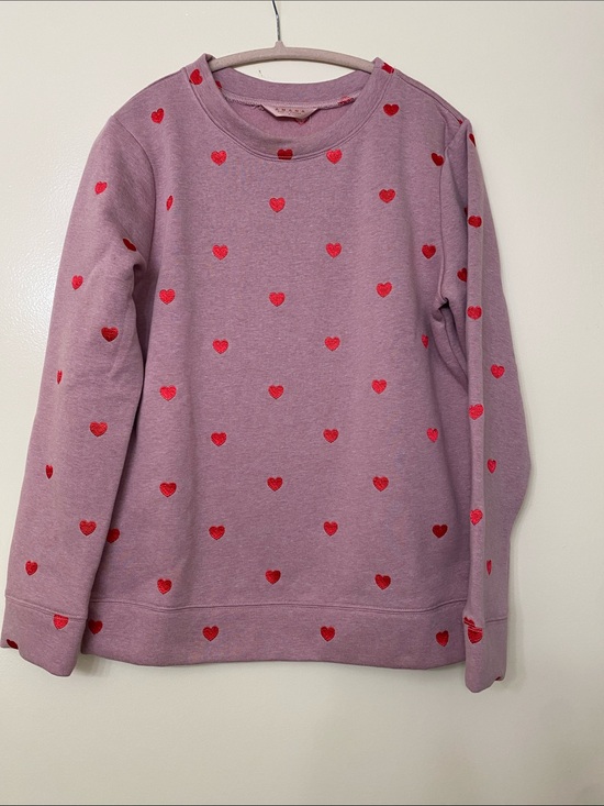 Amana Sweaters - Mauve Crewneck with Red Heart Embroidery